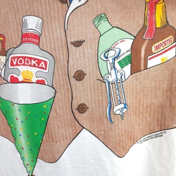 Bartender T Shirt Vintage 80s All Over Print Party Liquor Made In USA Mens - Picture 3 of 8